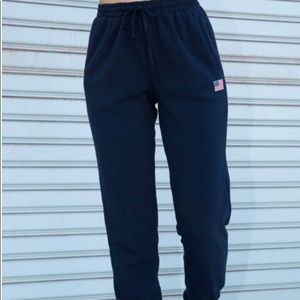 Brandy Melville Rosa Flag Sweatpants